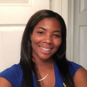 Meet your Posher, Latoya